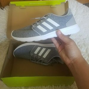 Adidas tennis shoes